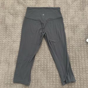 Lululemon dark gray align cropped leggings size 8